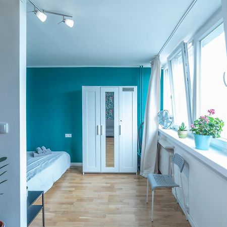 Green Studio In The City Center Of Wrocław Buitenkant foto